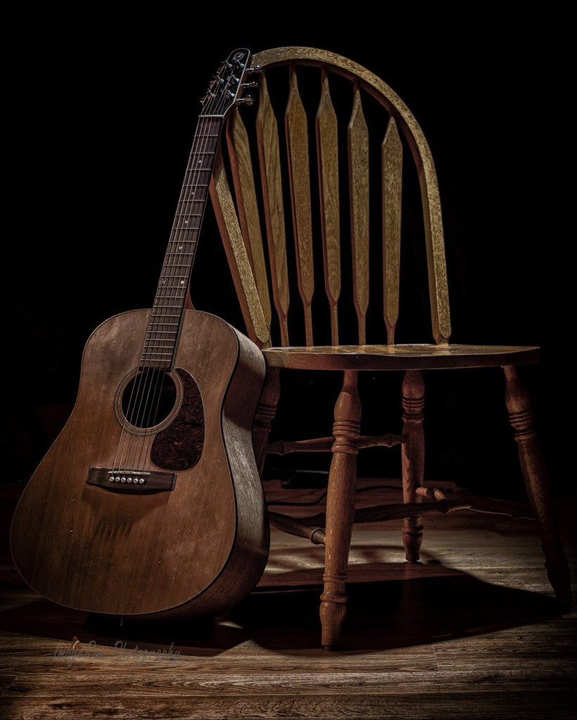 đổi đàn guitar cũ