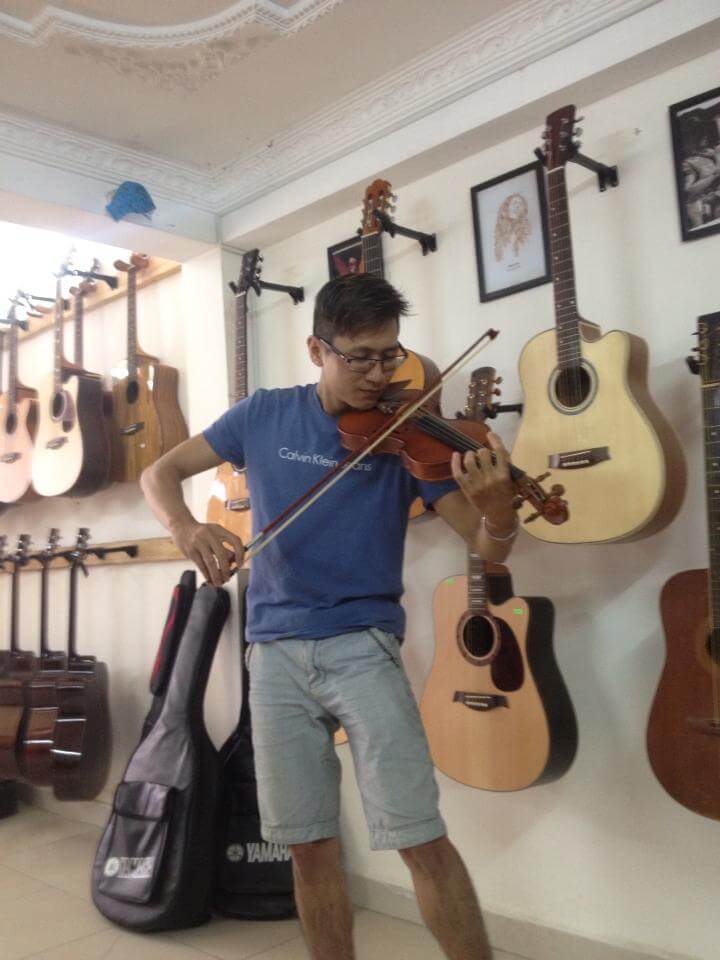 saigon guitalele